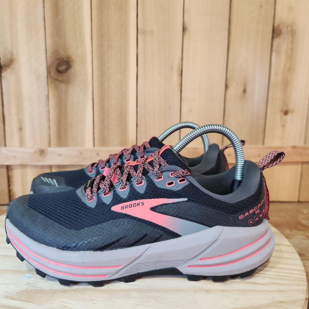 Brooks Cascadia 16 GTX Gore-Tex Shoes Womens 7.5 Black Pink Mesh Trail Running